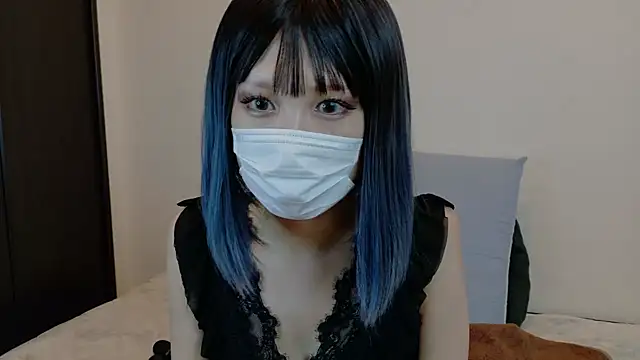 sarina at online show from 11/17/25, 09:24