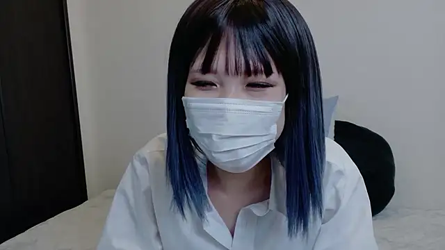 sarina at online show from 05/29/26, 09:26