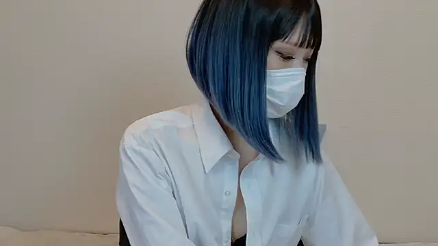 sarina at online show from 11/11/25, 09:26