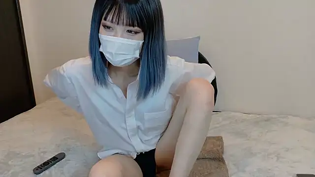 sarina at online show from 03/16/26, 04:20