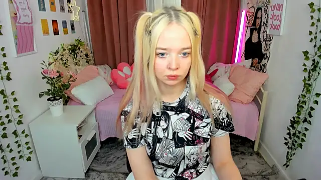 Snapshot of BellaMontgomery chatting on 02/07/26, 12:46 BellaMontgomery online show from 02/07/26, 12:46