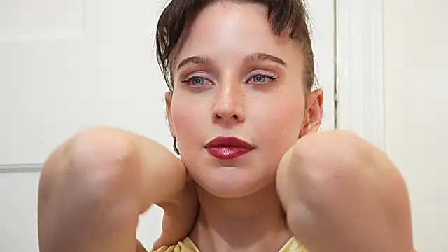 ellaa91 online show from 11/03/25, 07:50