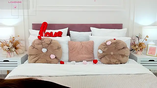 ToriSonn online show from 02/21/26, 06:15