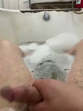 Snapshot of puderes2 chatting on 03/05/26, 02:46 puderes2 online show from 03/05/26, 02:46