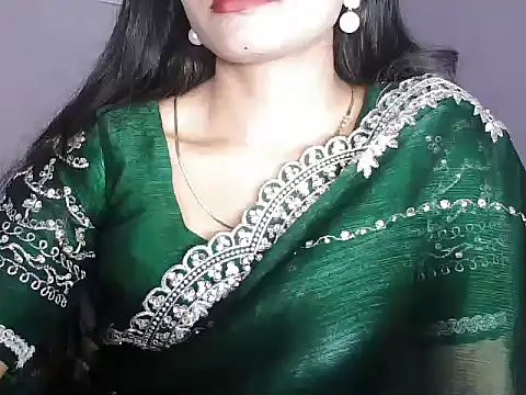 ROSE GOLDE online show from 02/21/26, 05:26