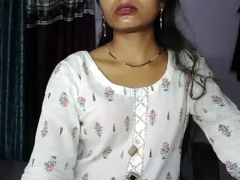 ROSE GOLDE online show from 07/19/26, 06:22