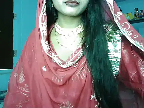 ROSE GOLDE online show from 06/14/26, 09:54