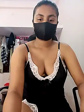 Snapshot of hotmanshi chatting on 10/04/25, 06:53 hotmanshi online show from 10/04/25, 06:53