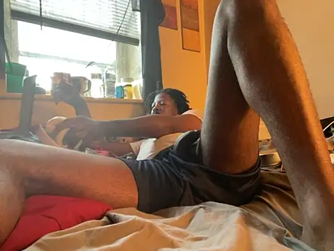 viceutk1 online show from 09/16/25, 06:31