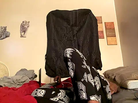 viceutk1 online show from 10/05/25, 12:34