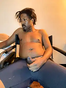 viceutk1 online show from 10/26/25, 10:43