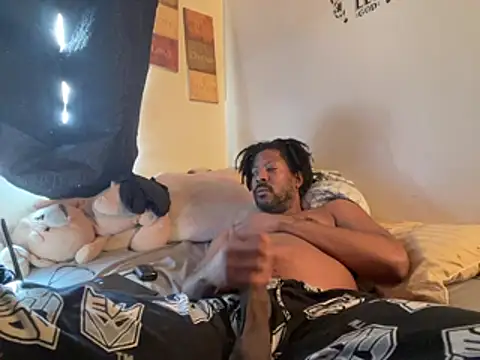 viceutk1 online show from 02/25/26, 05:57