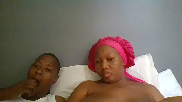 Snapshot of CouplesX96xx chatting on 03/22/26, 12:50 CouplesX96xx online show from 03/22/26, 12:50