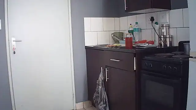 Snapshot of CouplesX96xx chatting on 04/10/26, 09:49 CouplesX96xx online show from 04/10/26, 09:49