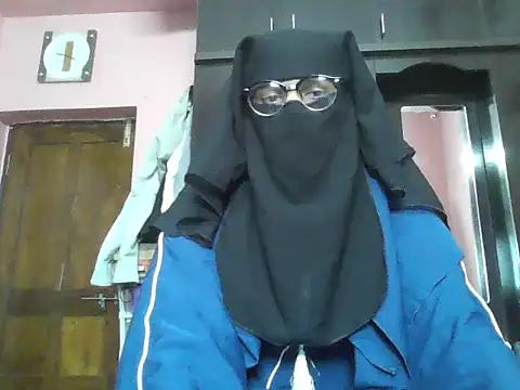 Snapshot of nasrin_katoon_7 chatting on 09/18/25, 09:34 nasrin katoon 7 online show from 09/18/25, 09:34
