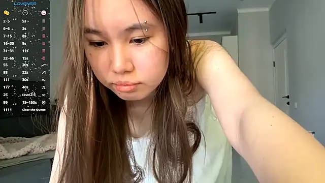 Snapshot of Wow_Akemi chatting on 09/27/25, 08:42 Wow Akemi online show from 09/27/25, 08:42