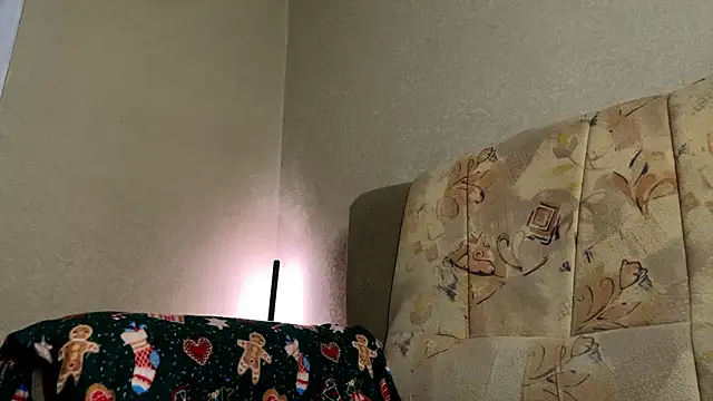 Marinpeach online show from 05/18/26, 04:23