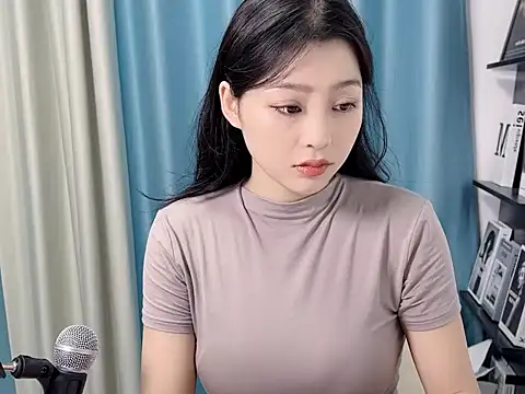 Snapshot of taixi828 chatting on 09/27/25, 04:29 taixi828 online show from 09/27/25, 04:29