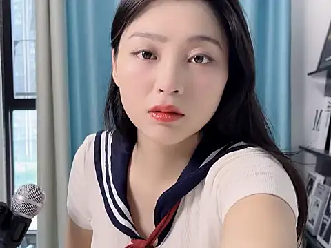 Snapshot of taixi828 chatting on 09/18/25, 05:43 taixi828 online show from 09/18/25, 05:43