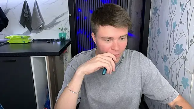 holy eggs 02 online show from 09/10/25, 07:02