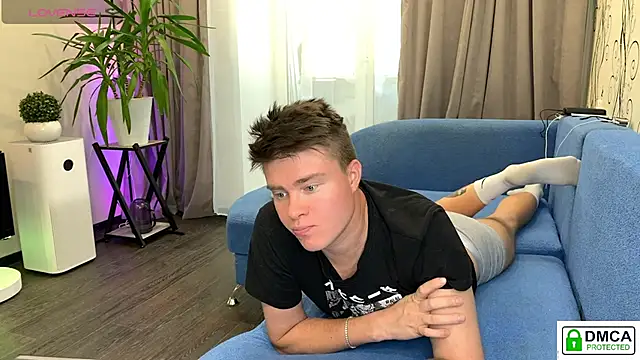 holy eggs 02 online show from 09/14/25, 04:57