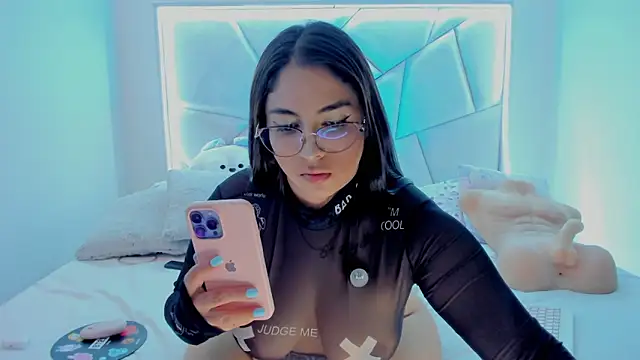 Sweeetcurvyx online show from 10/13/25, 03:08