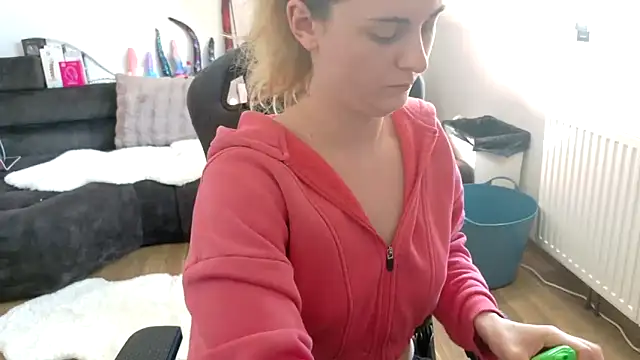 Melly4You online show from 05/22/26, 03:10