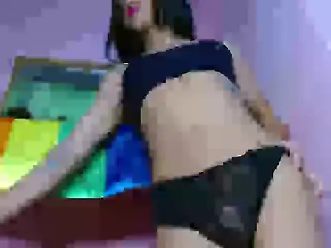 Snapshot of skinny1hugecock27 chatting on 02/11/26, 04:07 skinny1hugecock27 online show from 02/11/26, 04:07