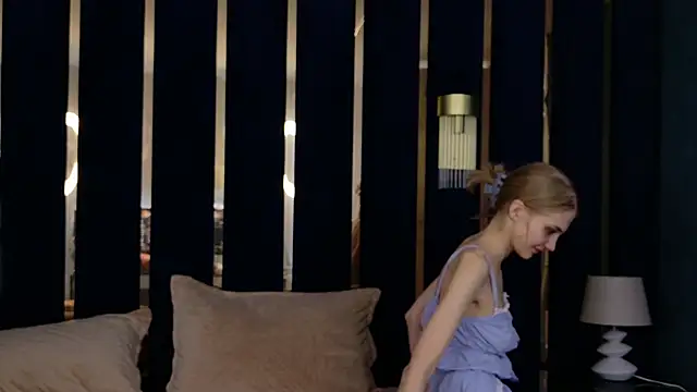 4example Chloe online show from 03/03/26, 05:58