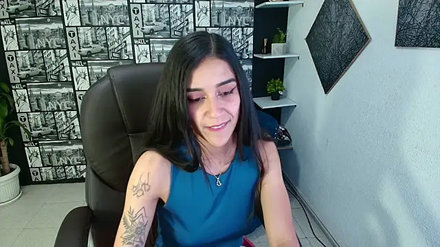 DanielaMonroe online show from 12/20/25, 09:17