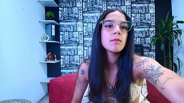 DanielaMonroe online show from 04/06/26, 08:21