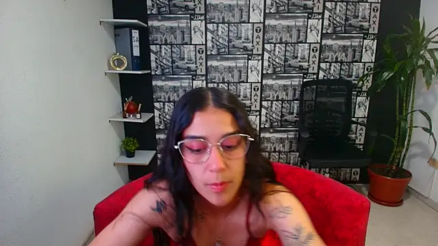 DanielaMonroe online show from 05/13/26, 08:49