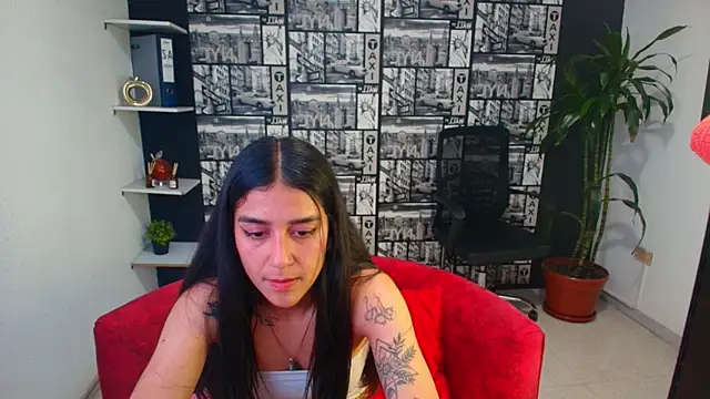 DanielaMonroe online show from 05/15/26, 07:56