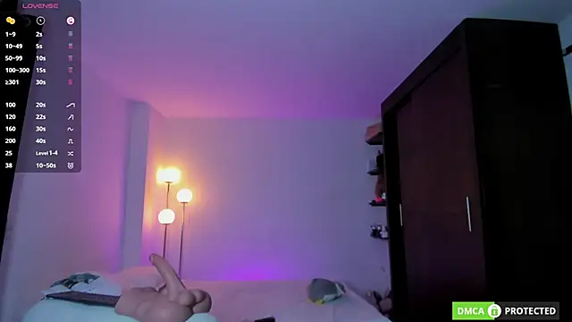 twinguys online show from 04/08/26, 02:40