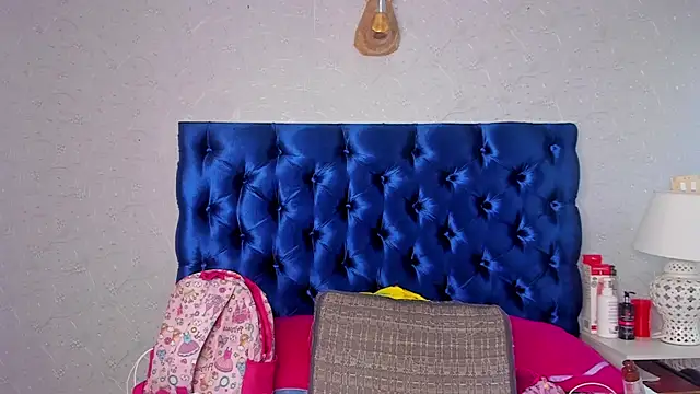 TANISHA HILL online show from 10/11/25, 07:37