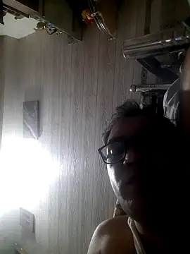 Hot-boy077 online show from 12/01/25, 09:32