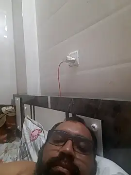 Hot-boy077 online show from 09/30/25, 06:03