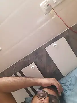 Hot-boy077 online show from 01/11/26, 06:48