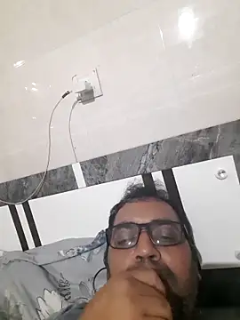 Hot-boy077 online show from 03/02/26, 07:15