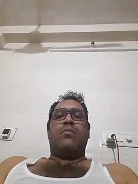 Hot-boy077 online show from 03/10/26, 03:16