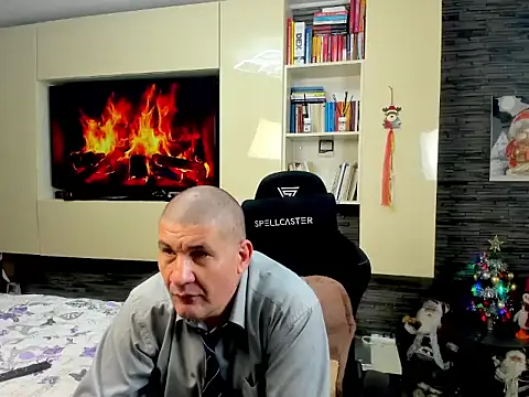 SpartacusDaddy48 online show from 02/17/26, 05:21