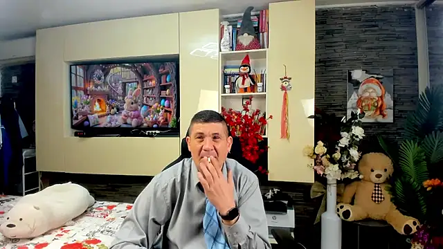 SpartacusDaddy48 online show from 04/03/26, 06:42