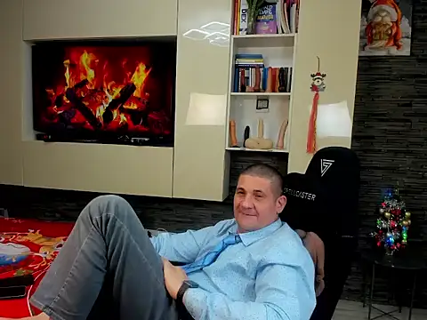 SpartacusDaddy48 online show from 01/10/26, 11:33