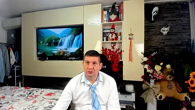 SpartacusDaddy48 online show from 04/12/26, 02:42