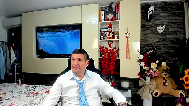 SpartacusDaddy48 online show from 04/11/26, 10:35