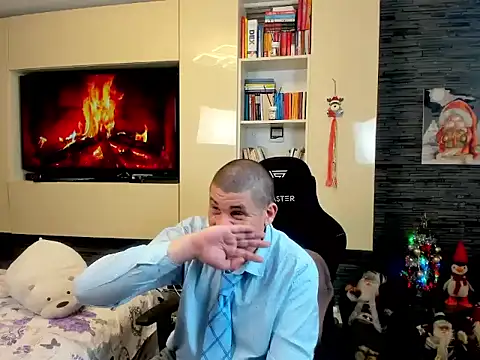 SpartacusDaddy48 online show from 02/24/26, 05:47