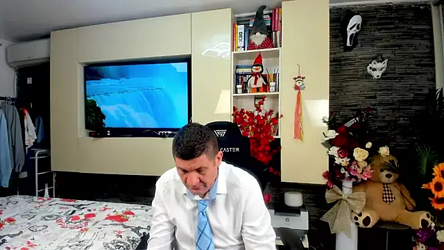 SpartacusDaddy48 online show from 04/11/26, 05:59