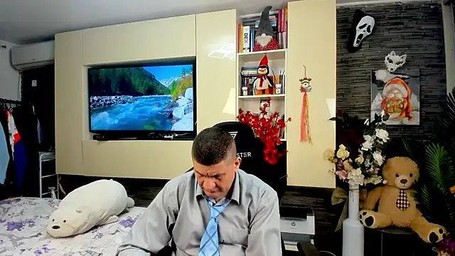 SpartacusDaddy48 online show from 03/31/26, 06:37