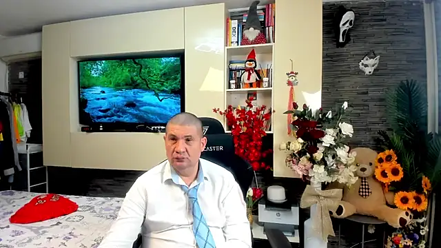 SpartacusDaddy48 online show from 05/03/26, 11:47
