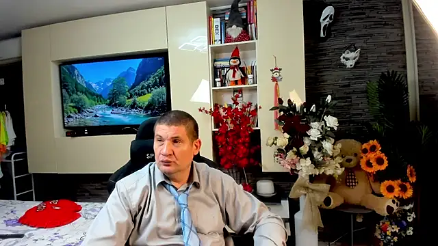 SpartacusDaddy48 online show from 05/16/26, 07:46